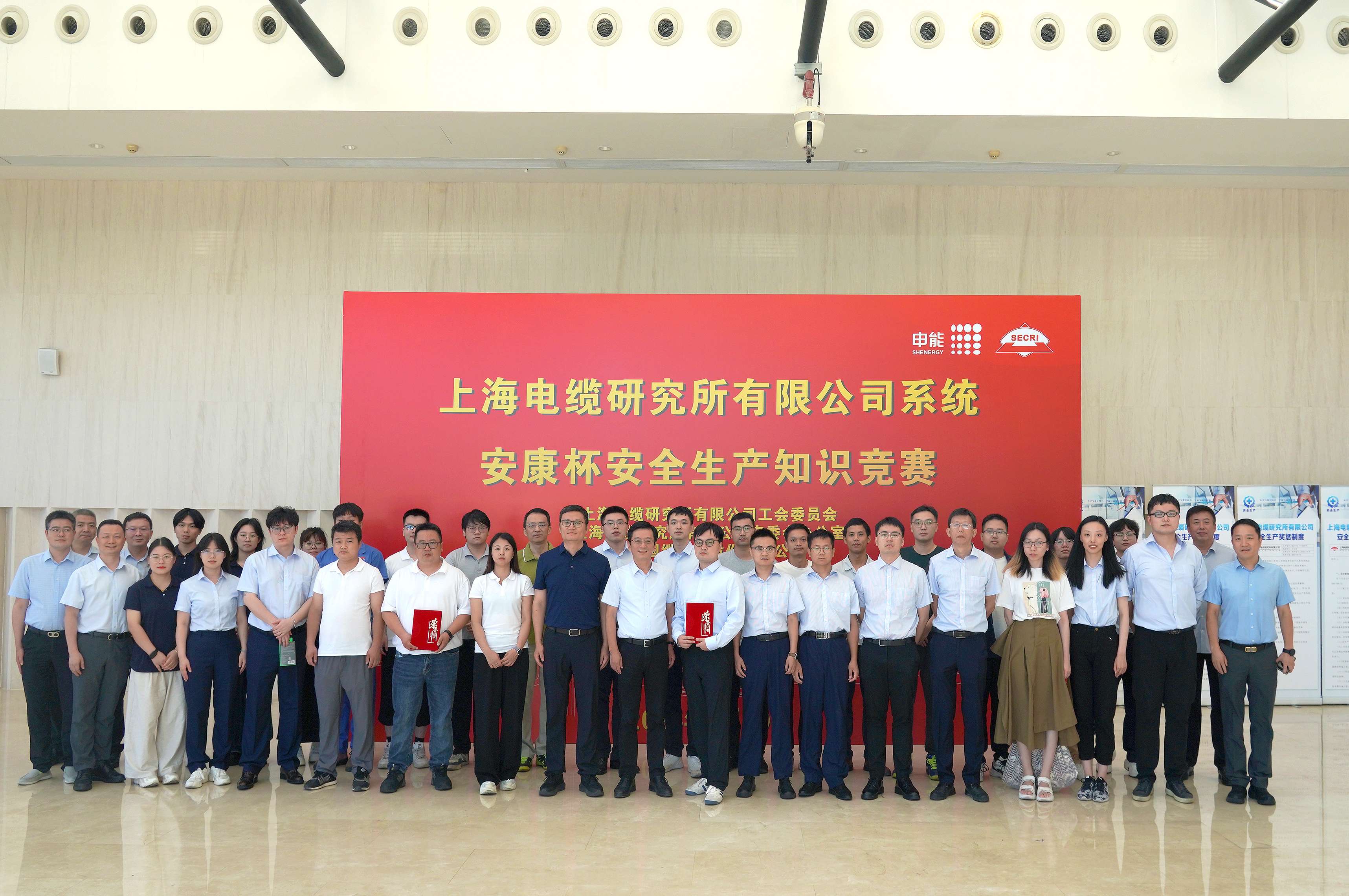 d2ec589615d6838f.jpg