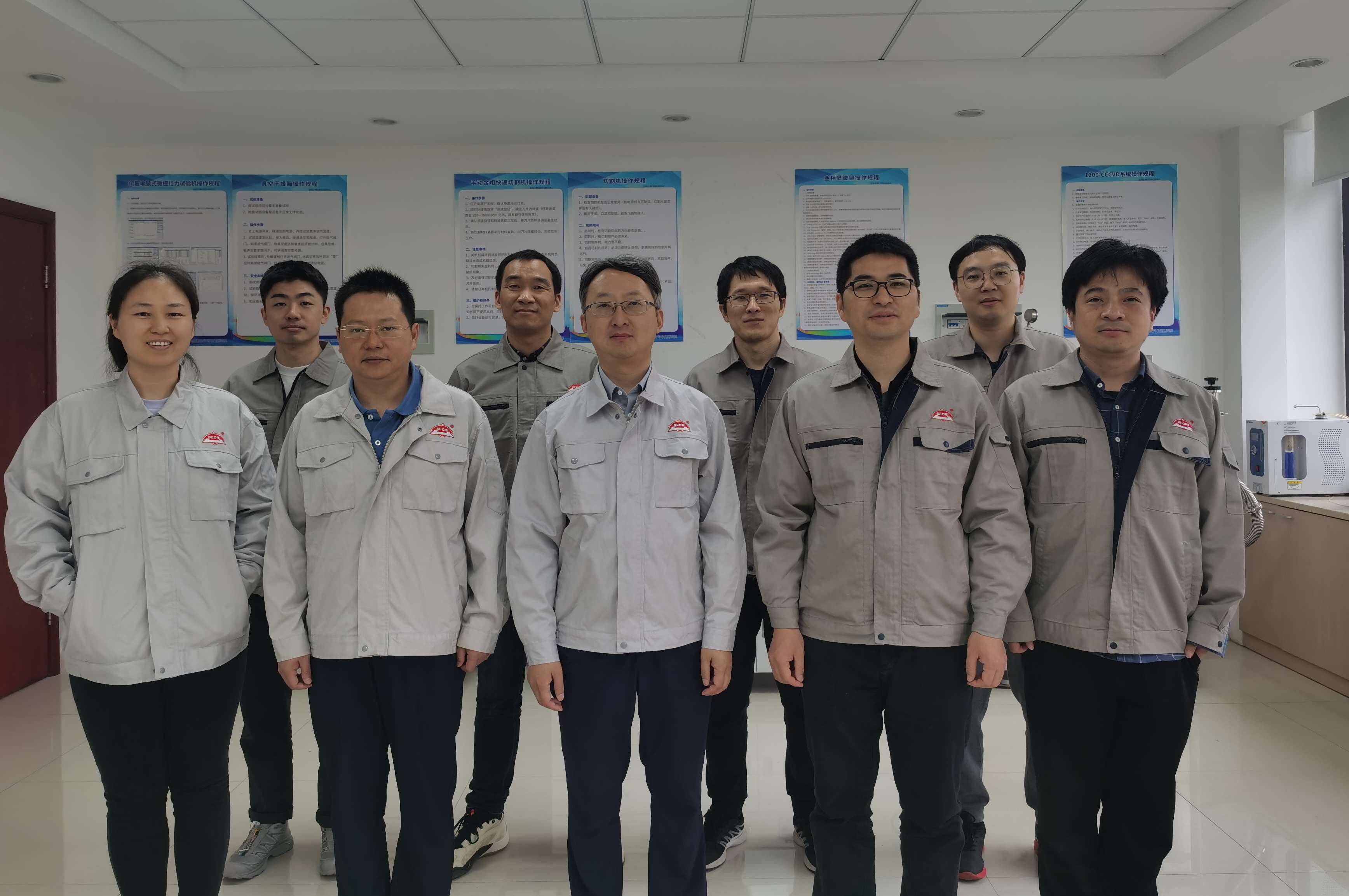 aefd154a48eb4019.jpg