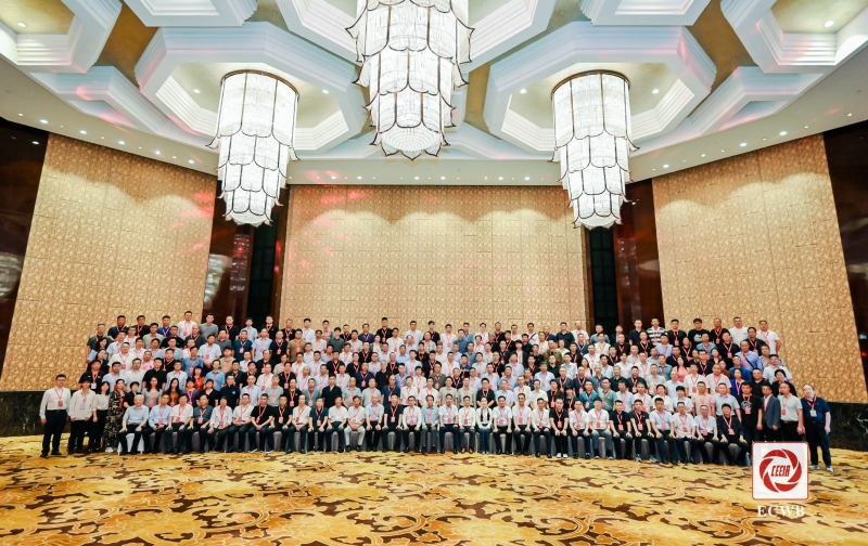 3 会员大会合影.jpg